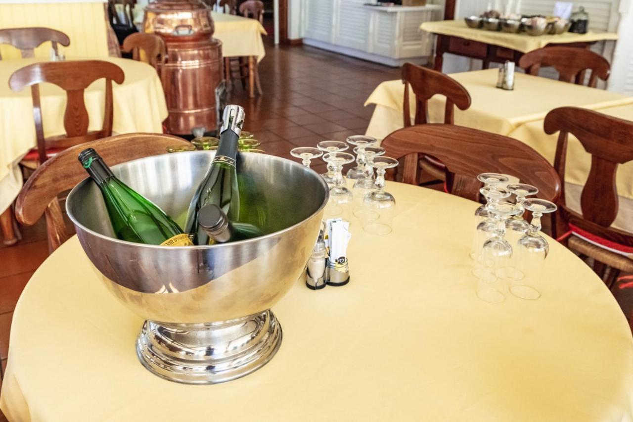 Hotel Comfort - Montagne Verte&restaurant Louisiane 2*